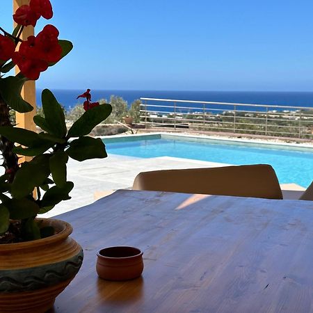 Mediterranean View Villa มากรีเยียลอส ภายนอก รูปภาพ