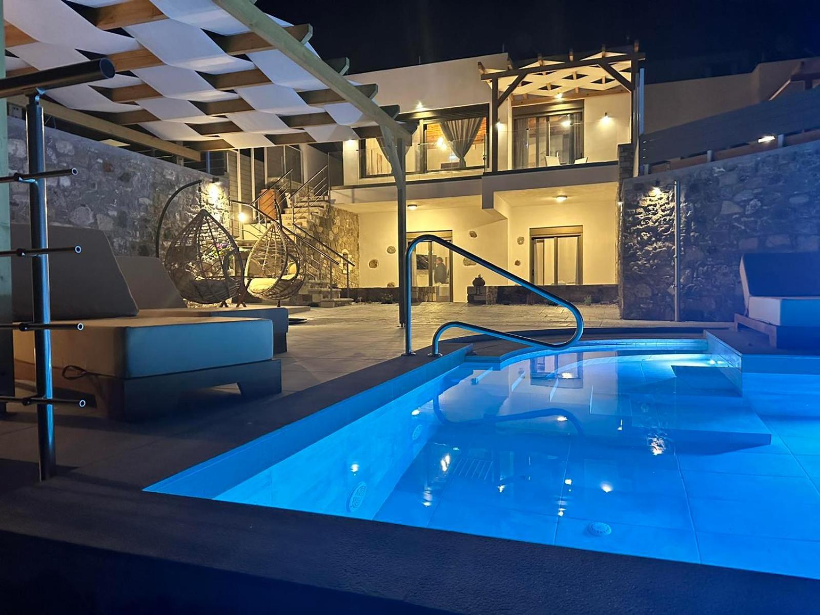 Mediterranean View Villa มากรีเยียลอส ภายนอก รูปภาพ