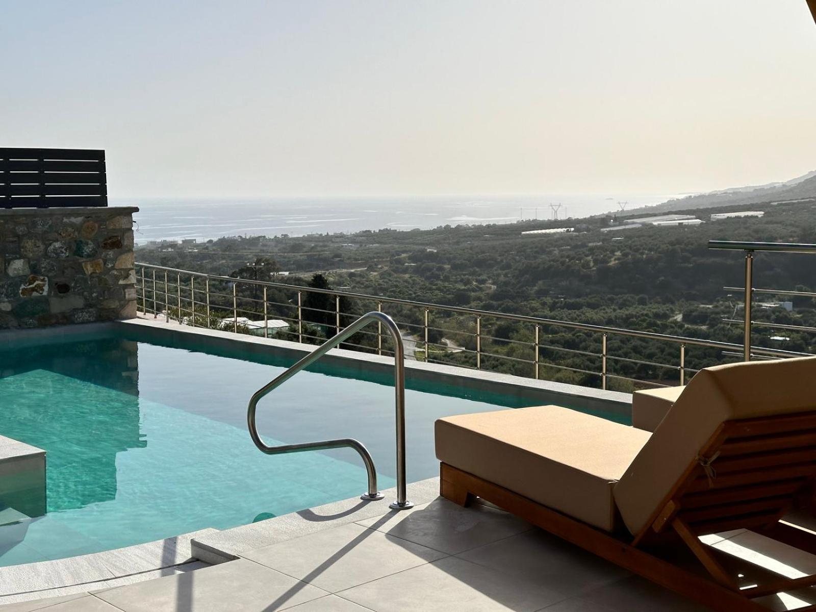 Mediterranean View Villa มากรีเยียลอส ภายนอก รูปภาพ