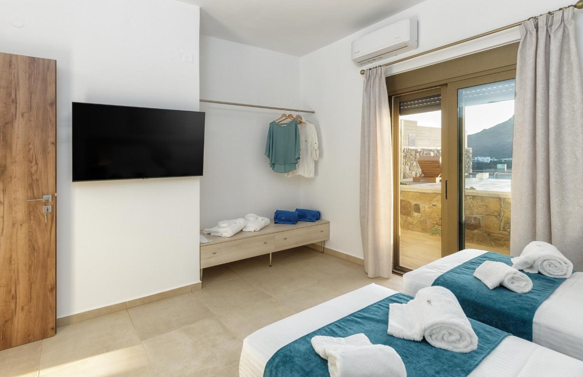 Mediterranean View Villa มากรีเยียลอส ภายนอก รูปภาพ