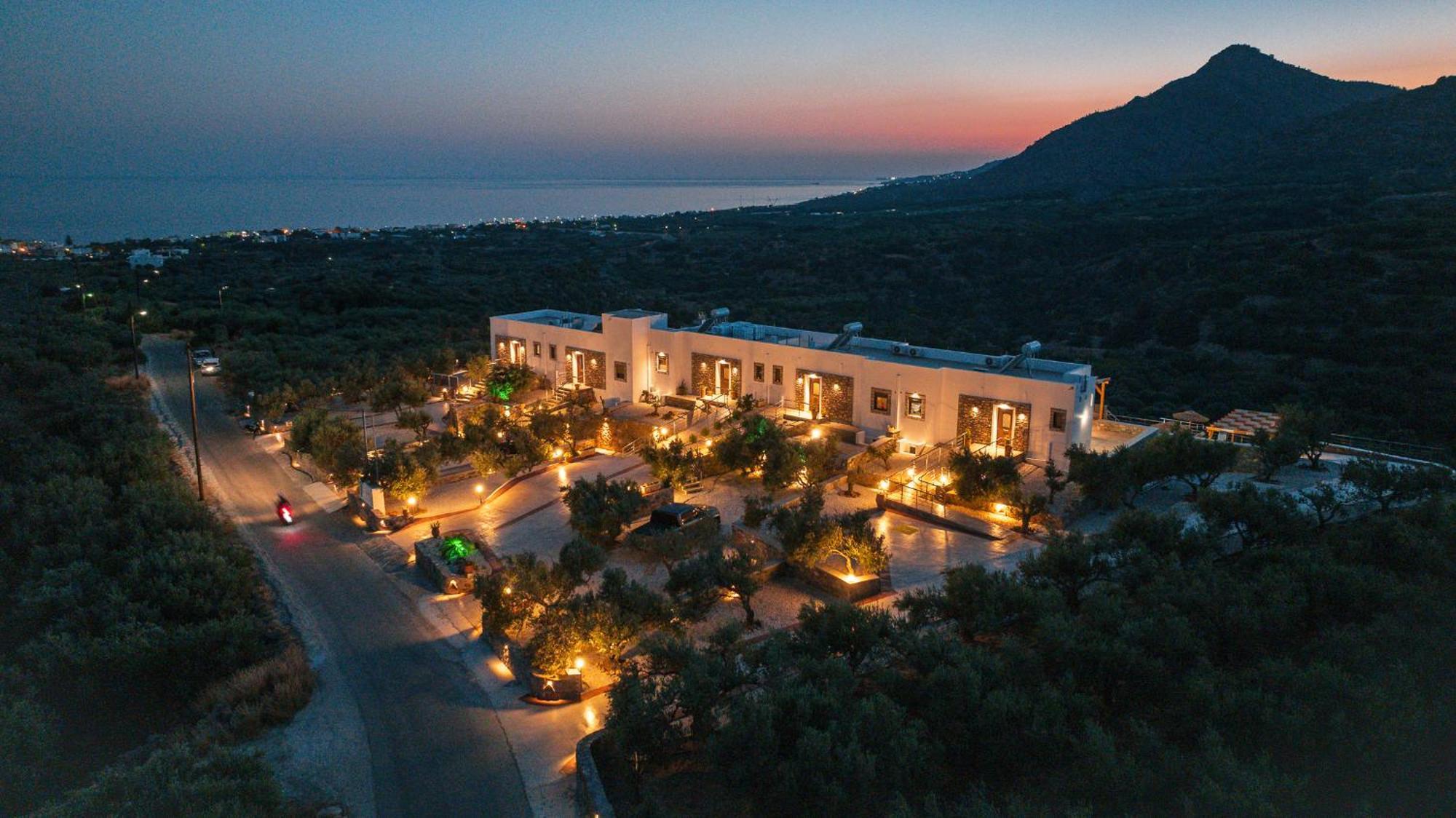 Mediterranean View Villa มากรีเยียลอส ภายนอก รูปภาพ